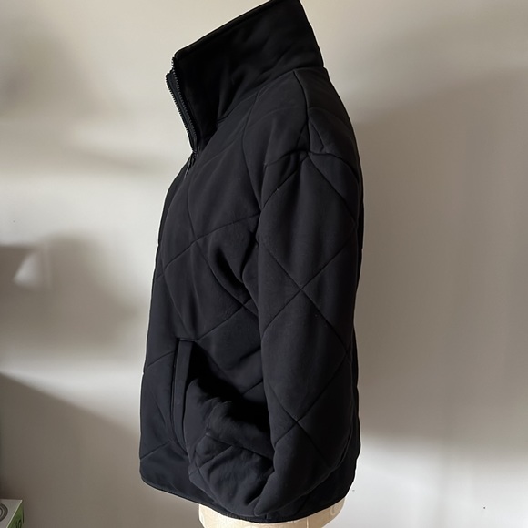 Like New Lululemon Forever Warm Jacket in Black - Picture 10 of 15